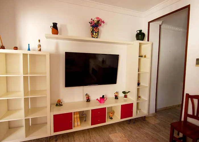 דירה Rentalsevilla Centrico Apartamento Junto Al Guadalquivir Con Parking Coche Mediano