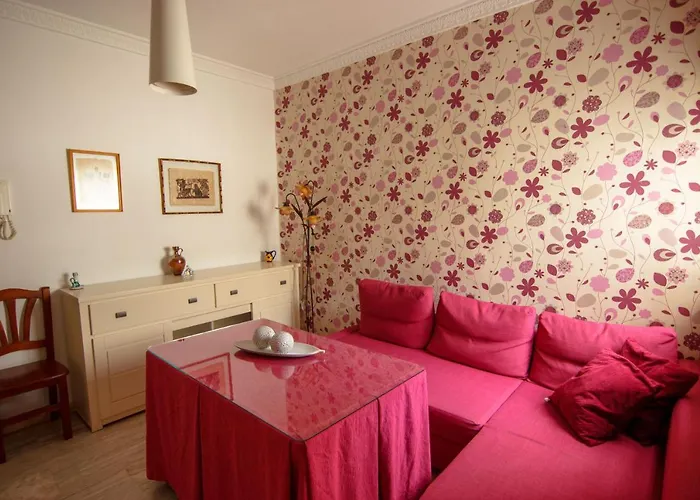 Rentalsevilla Centrico Apartamento Junto Al Guadalquivir Con Parking Coche Mediano דירה סביליה