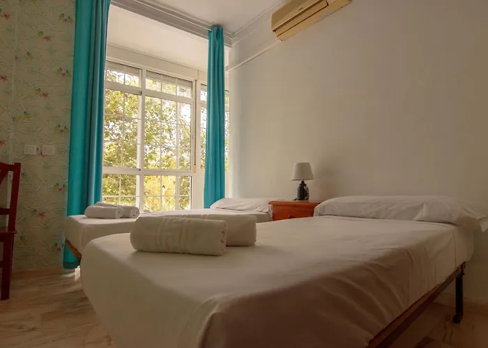 דירה Rentalsevilla Centrico Apartamento Junto Al Guadalquivir Con Parking Coche Mediano *