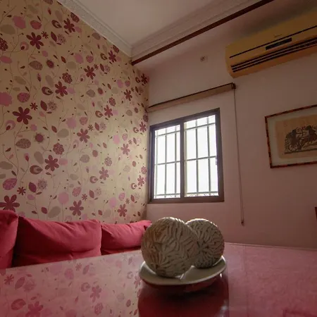 Διαμέρισμα Rentalsevilla Centrico Apartamento Junto Al Guadalquivir Con Parking Coche Mediano