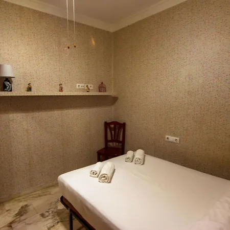 Διαμέρισμα Rentalsevilla Centrico Apartamento Junto Al Guadalquivir Con Parking Coche Mediano